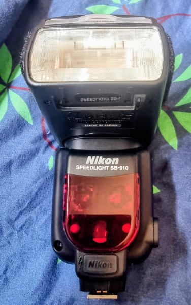Nikon SB-910 Af Speedlight SB-910 ведущая профессиональная вспышка Nikon. Это са…