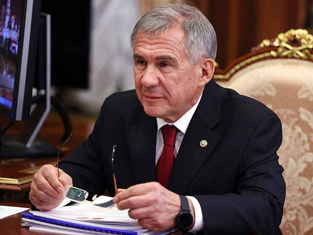 ЕС ввел санкции против главы Татарстана и детских лагерей