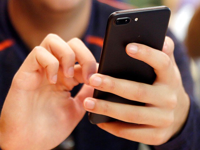 Globes: партии потратили 25 млн шекелей на десятки миллионов телефонных звонков избирателям
