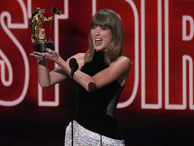 Свифт стала самым титулованным артистом MTV VMA, Мадонна – "артистом года"