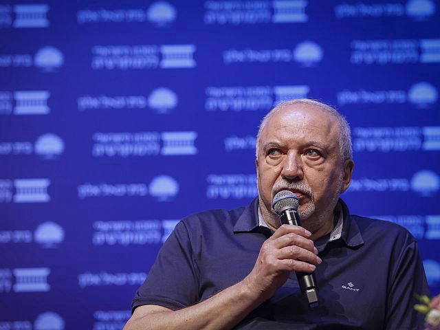 Либерман: "Мы не войдем в коалицию со сторонниками террора"