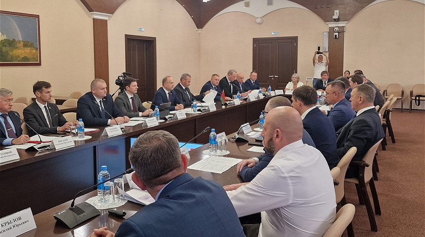 Беларусь и Владимирская область намерены расширять торговлю и промкооперацию