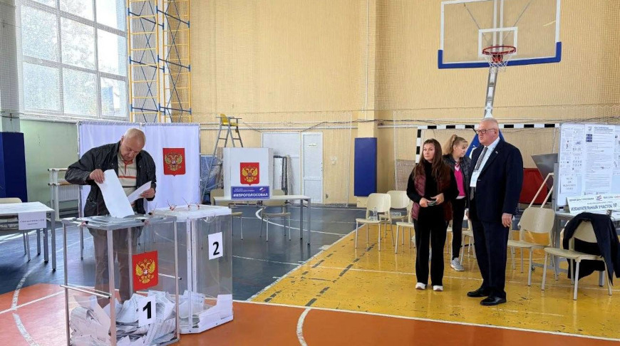 Интерес граждан к проходящим в России выборам высокий - Карпенко