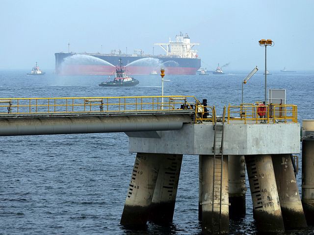 NBC News: восемь американских морпехов получили ранения при иранской атаке в Ормузском проливе