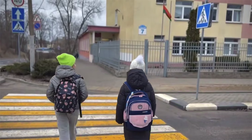 Осенние каникулы без ЧП: как уберечь детей на дорогах, напомнили в ГАИ