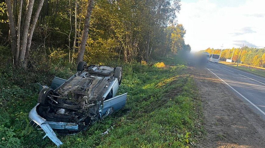 В Березовском районе столкнулись две легковушки, погибла пассажирка одной из них